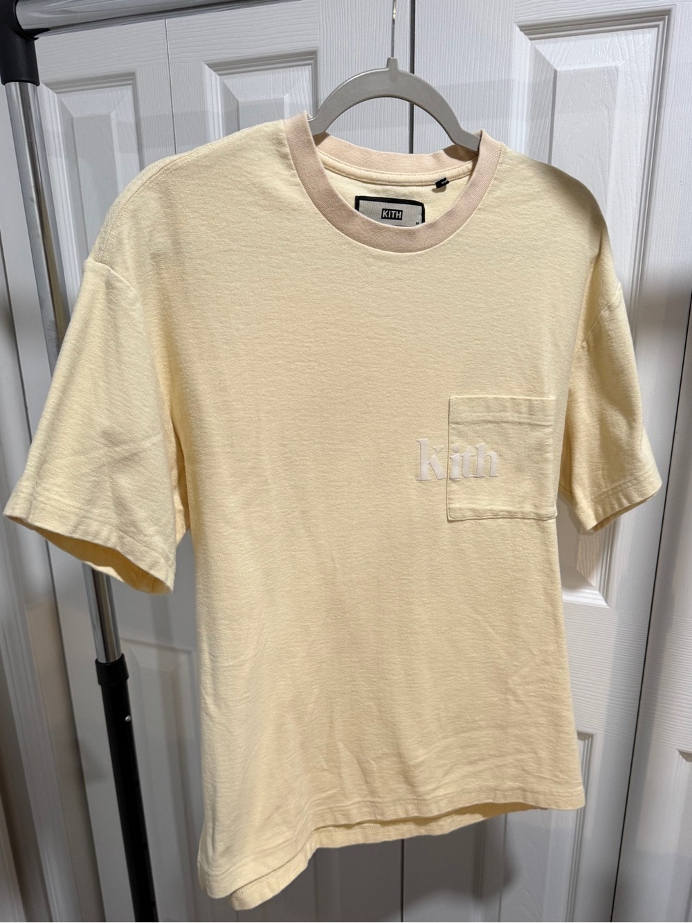 Kith Shirt Pocket Logo Tee Yellow Men’s Medium Cotton Short Sleeve-Preowned
